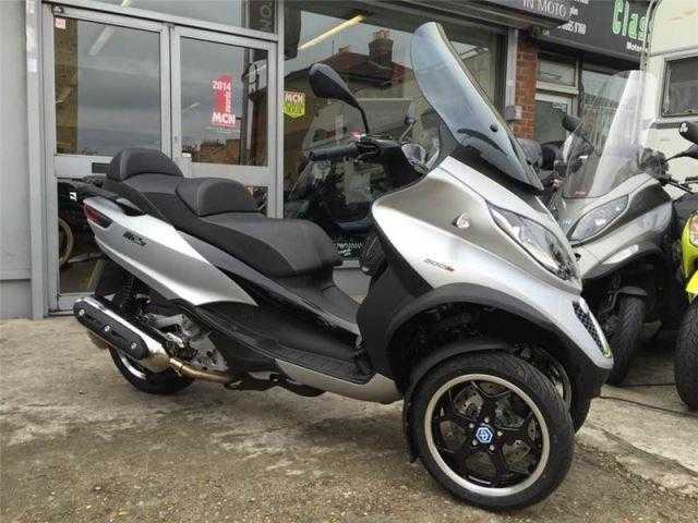 Piaggio MP3 2015