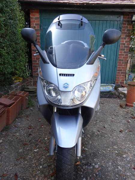 Piaggio X8 2007 Luxury Scooter