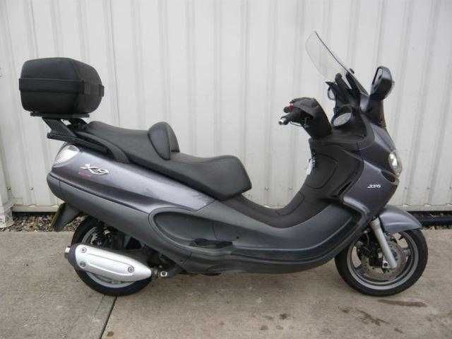 Piaggio X9 2004