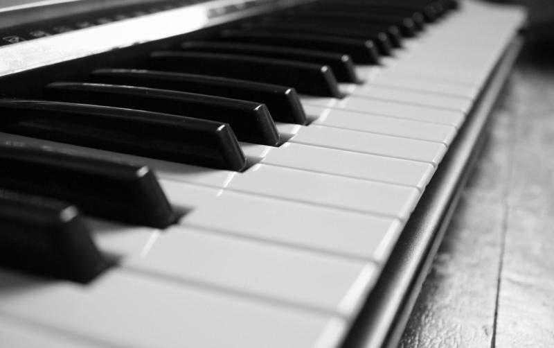 PIANO AND KEYBOARD TUITION IN FAIRWATER