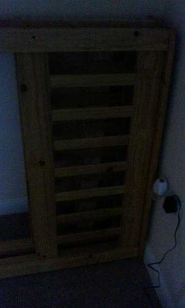 Pine Bunk beds Great condition