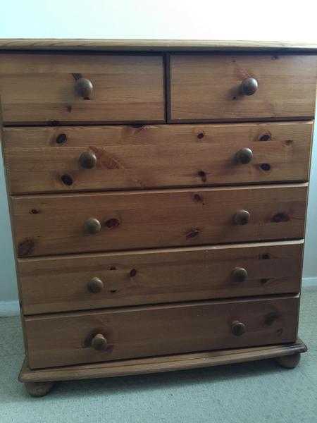 Pine Chest of Drawers