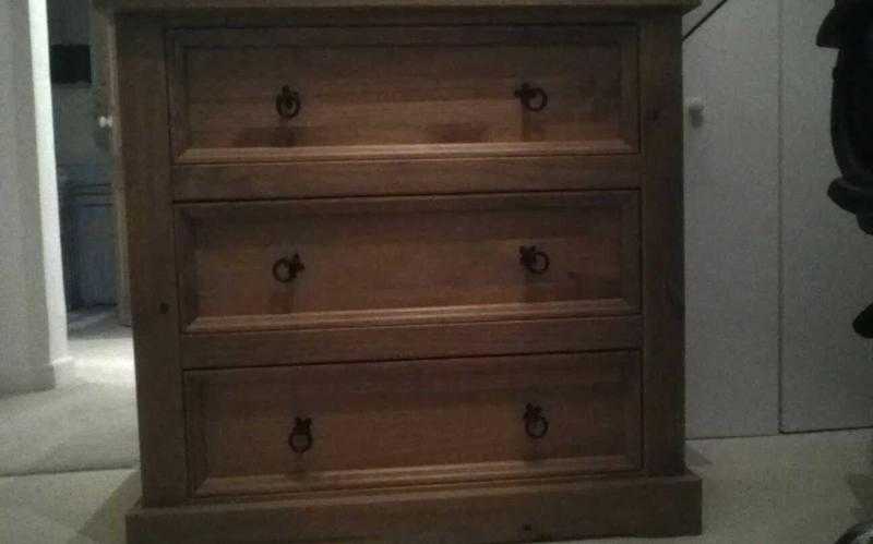 PINE CHEST OF DRAWERS