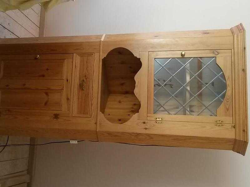 Pine Corner Cabinet