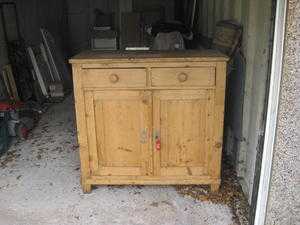 Pine cupboard with one shelf.  Suitable for bedrooms, pc stand and many more.