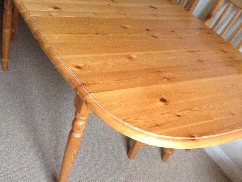 Pine dining table