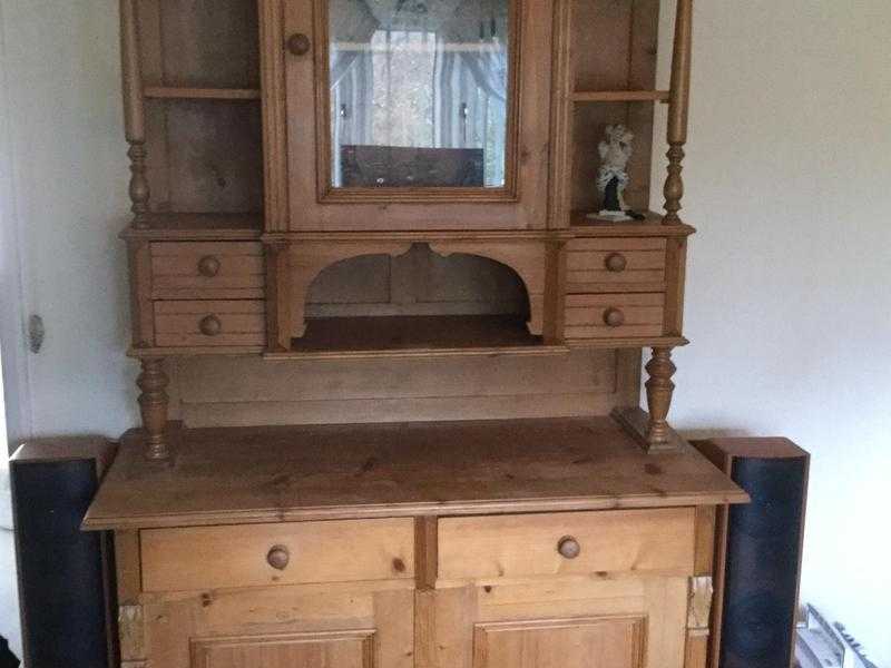 Pine Dresser