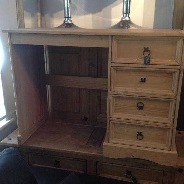 Pine dressing table with stool