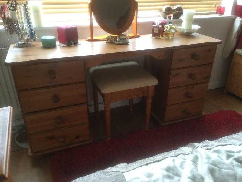 Pine dressing table with stool and mirror