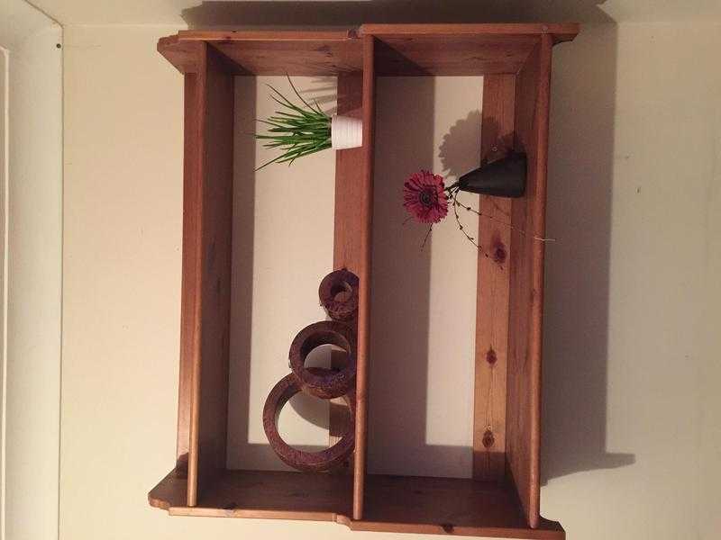 Pine shelf unit