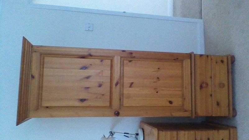 Pine single wardrobe