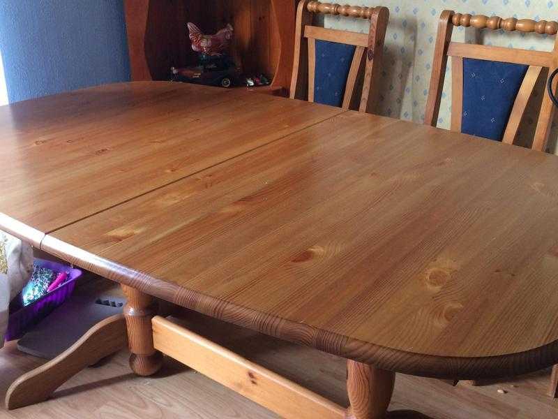 Pine table