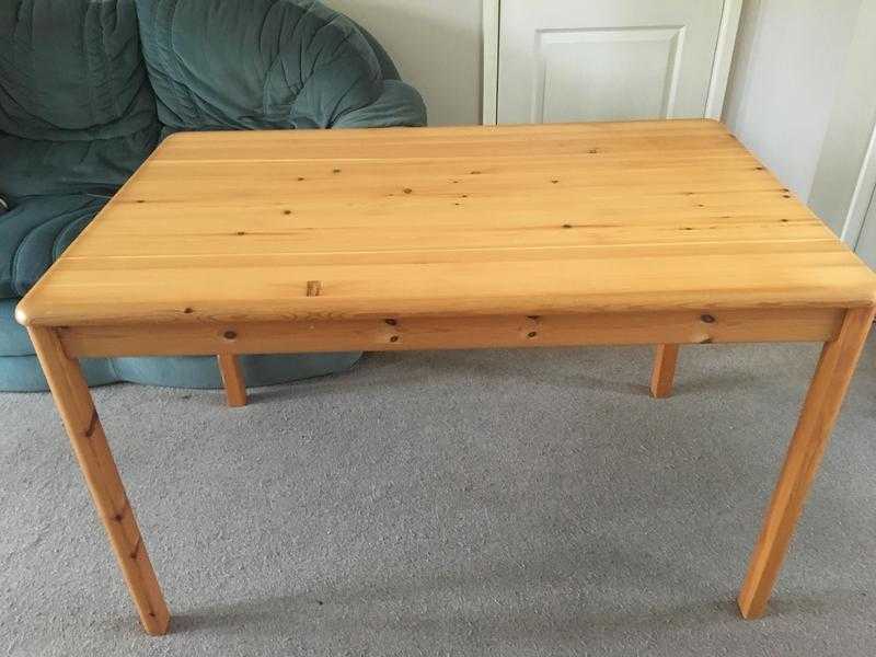 Pine Table