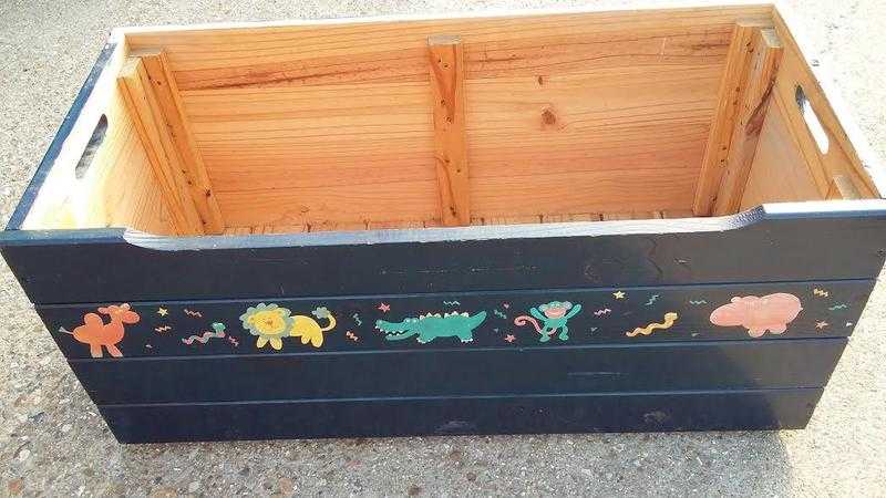 pine toy box