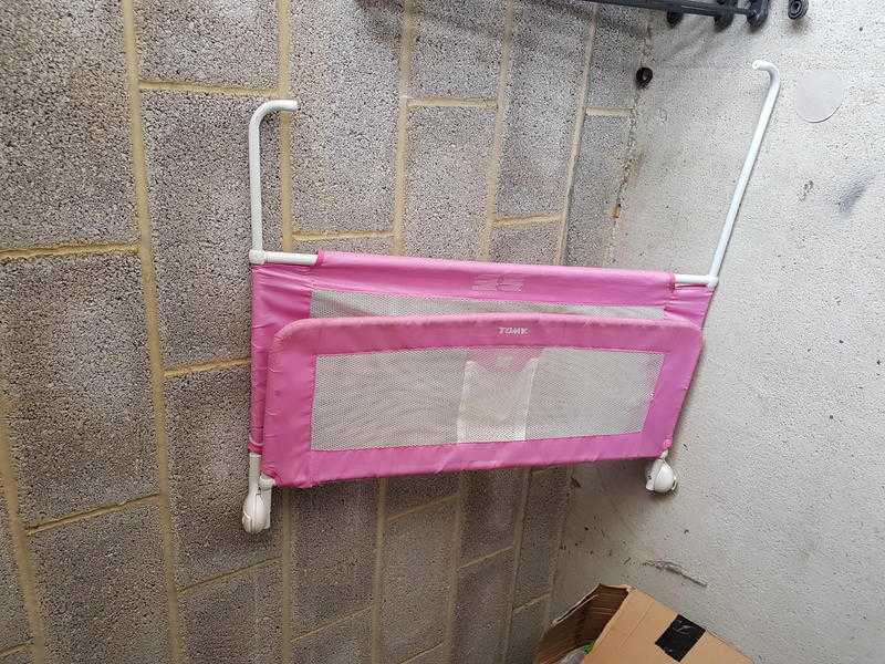 Pink bed guard