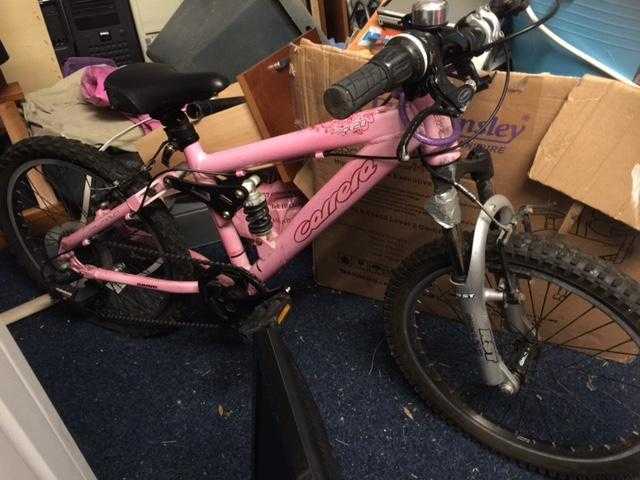Pink Carrera bike ages 67