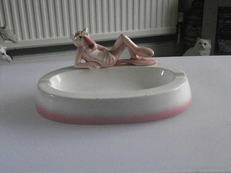 PINK PANTHER ASH TRAY