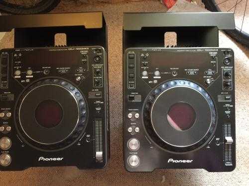 Pioneer Cdj 1000 mk3s x2 with stands