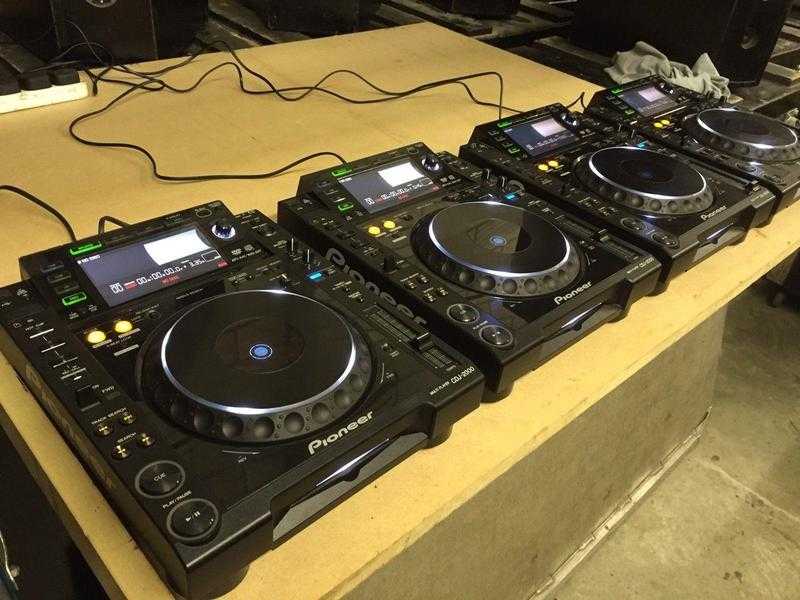 Pioneer CDJ 2000