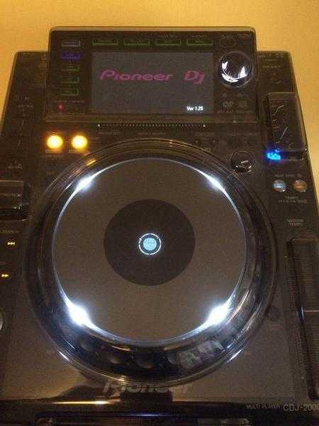 Pioneer CDJ CDJ2000 2000 nexus NXS mint condition