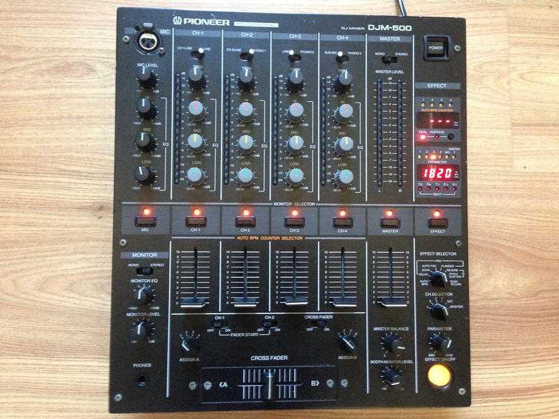 Pioneer DJM 500 4 Channel DJ Mixer