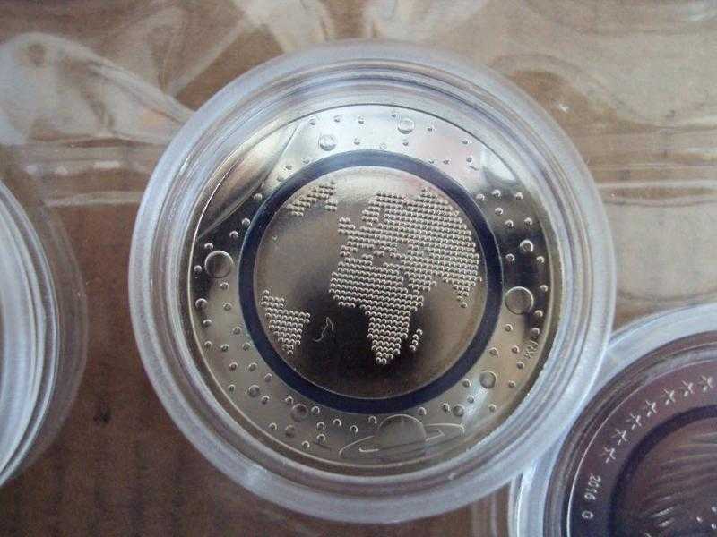 Planet Erde 5 Euro coin.