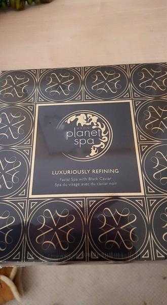 Planet Spa Luxuriosly Refining Facial spa