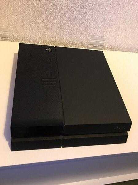 PlayStation 4 500GB Console