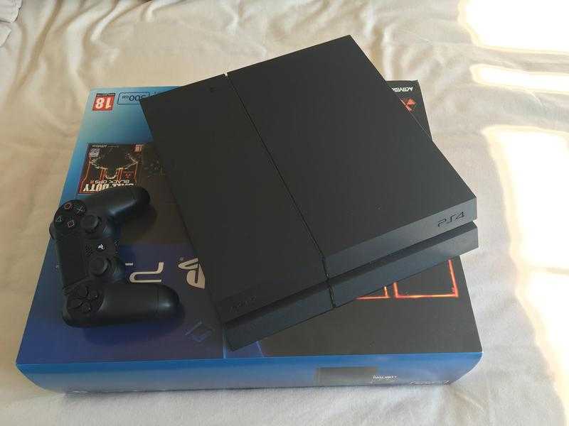 Playstation 4 (PS4)