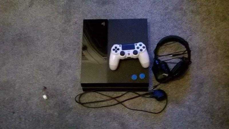 Playstation 4 very good condition with 2 games