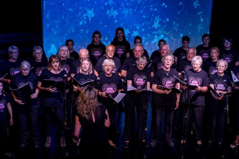 POP amp SHOW CHOIR 039Mad about singingquot - Singing group for Adults