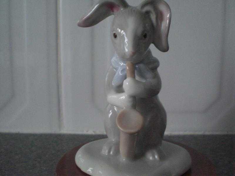 Porcelain Jazz quartet rabbit ornament on round wooden stand (Brand New and boxed)