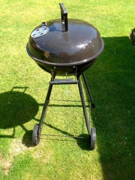 Portable garden barbecue