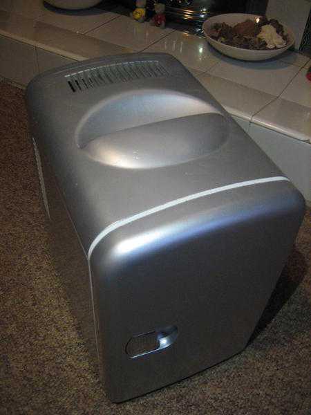 Portable Sliver Mini Fridge CoolerWarmer for Home ,Office, Camping