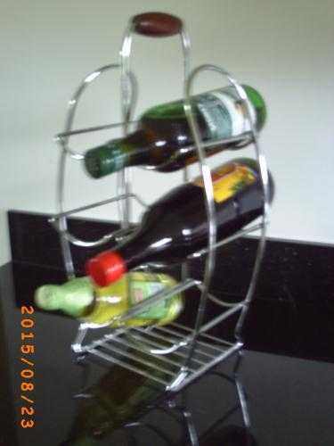 PORTABLE WINE RACK-3 TIER  6 BOTTLES