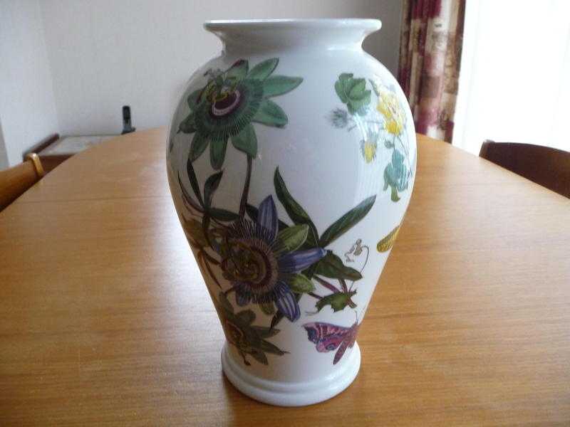 Portmeirion blue Passion flower vase, 26cm tall