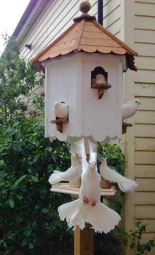 Post Mounted Dovecotes