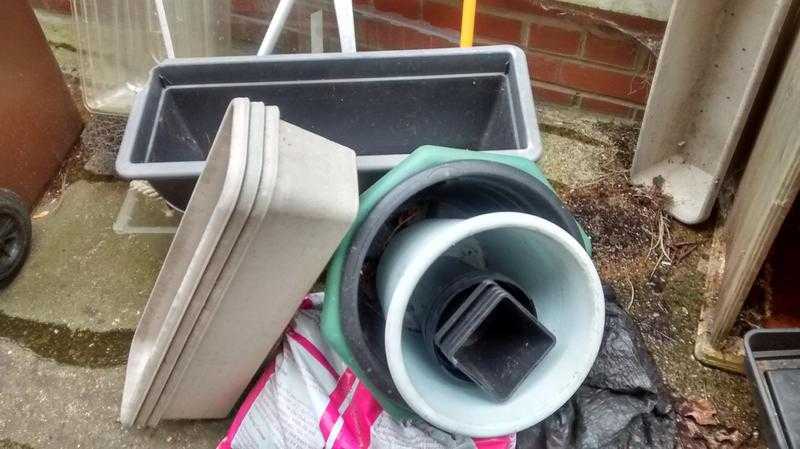 pots trays planters