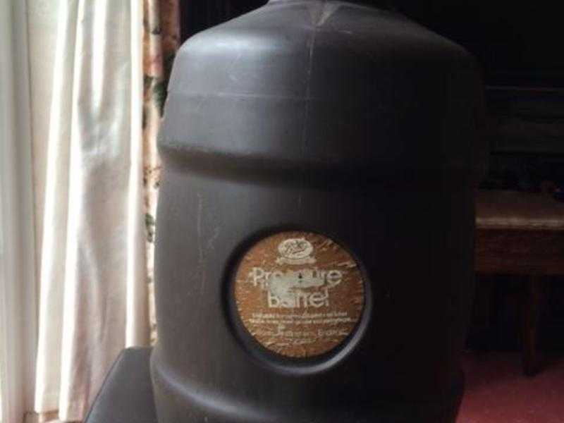 Pressure beer barrel only used once. Exc. cond.