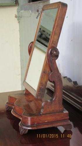 Pretty Victorian dressing table mirror