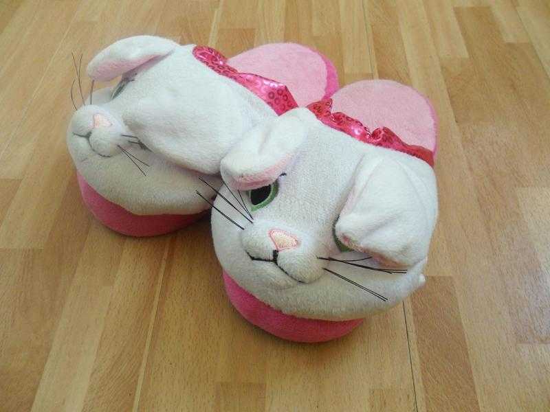 PRINCESS KITTY GIRL039S SLIPPERS