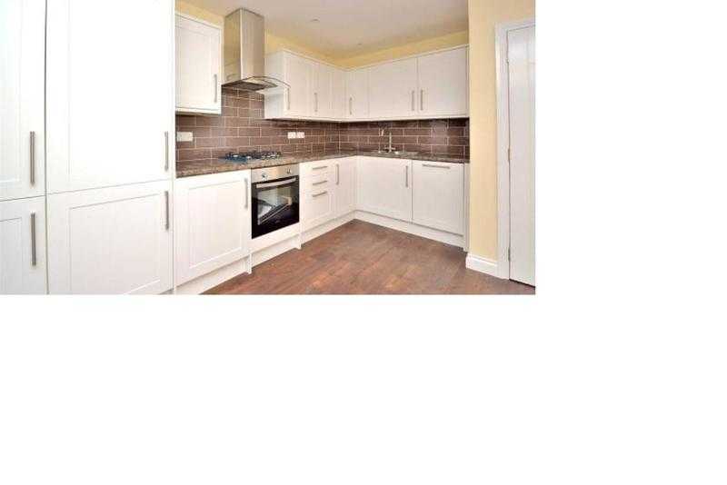 Private Landlord No agent FEE, 1 month deposit required. BRAND NEW THREE DOUBLE BEDROOM TOWN HOUSE .