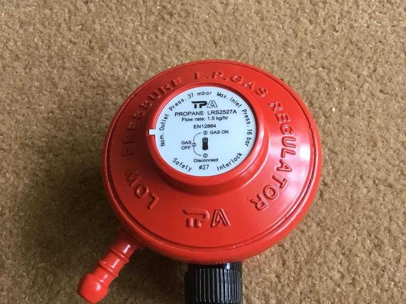 PROPANE GAS REGULATOR