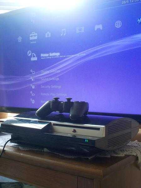 PS3 PlayStation 3 with official controller and all cables