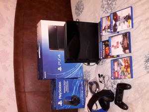 PS4 CONSOLE WITH GAMES AND HEADSET