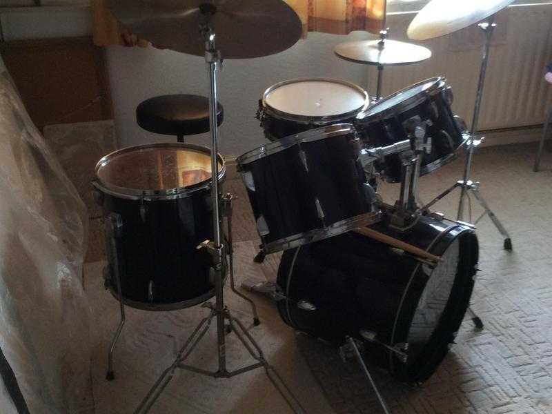 Pulse percussion Drum set