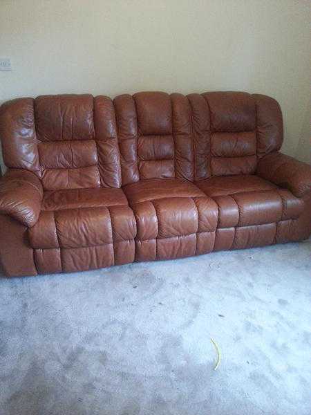 PURE LEATHER ITALIAN 3 SEATER  RECLINER.