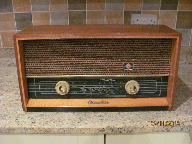 Pye 1960039s valve radio