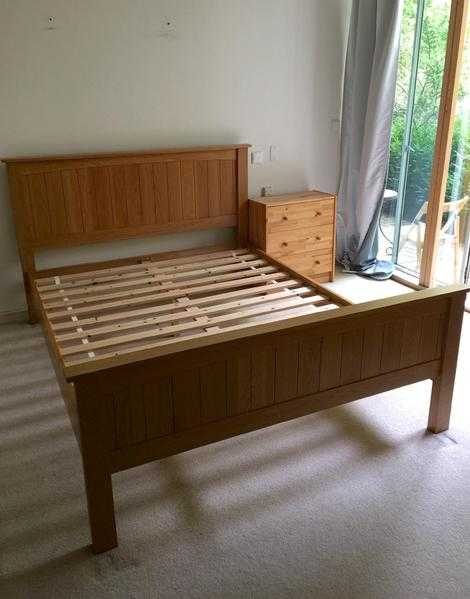 Quality King size bed frame base oak veneer