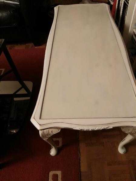 Queen ann style coffee table